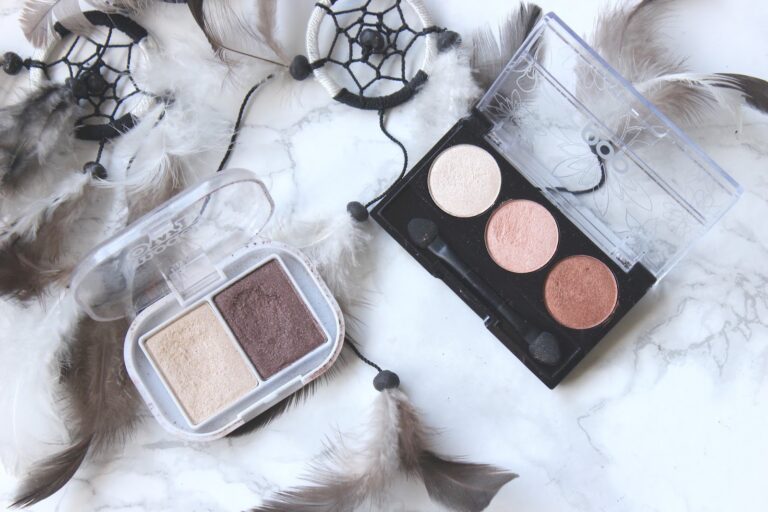 BEAUTY || Eyeshadow; Palettes Perfect For Travel