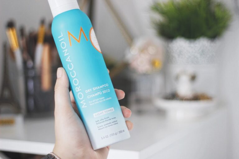 *Moroccanoil Dry Shampoo Review.